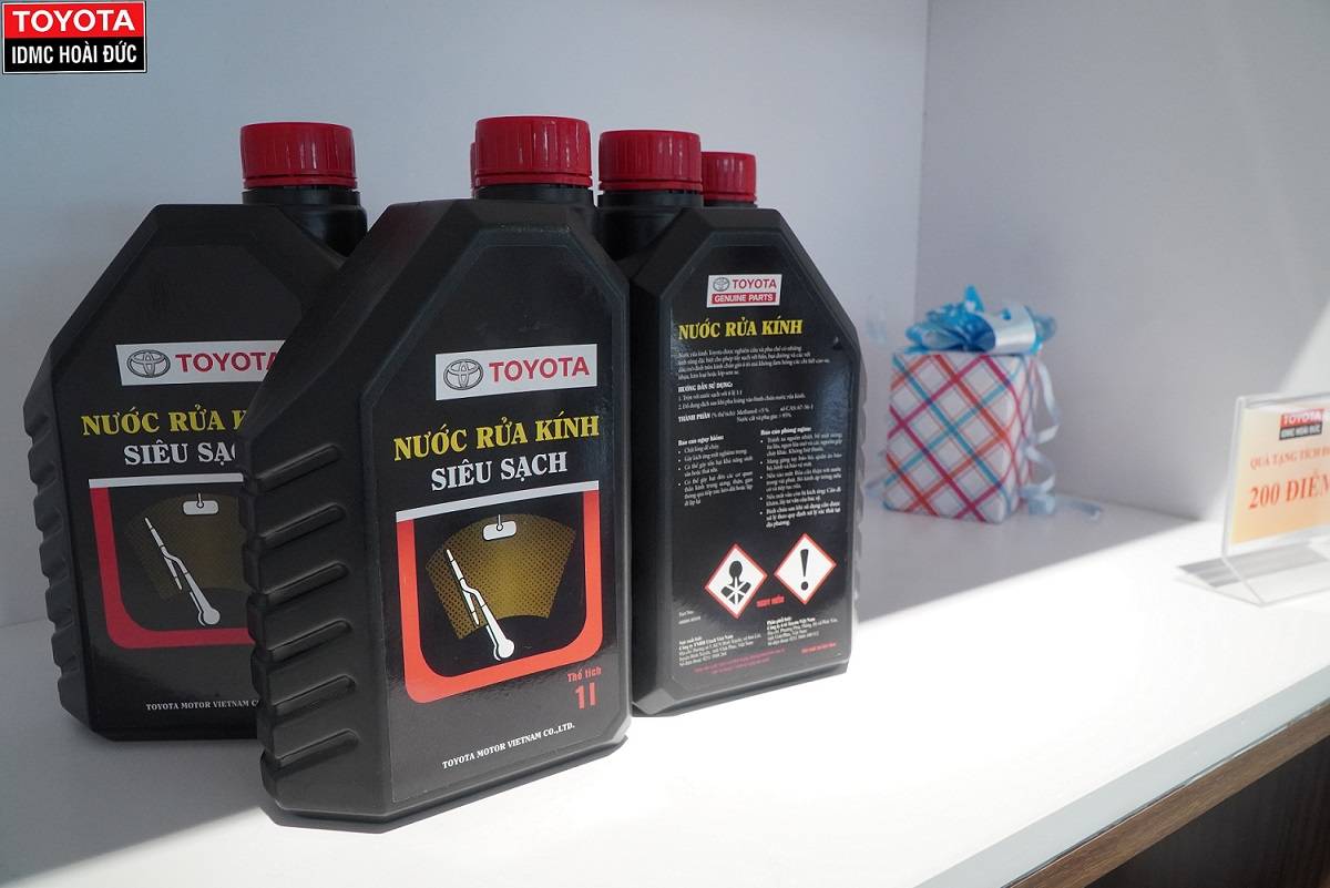 Nước rửa kính chính hãng cho xe ô tô